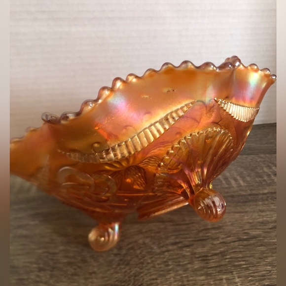 Antique Northwood Iridescent Marigold Wishbone Footed Glass Bowl - Picture 14 of 14